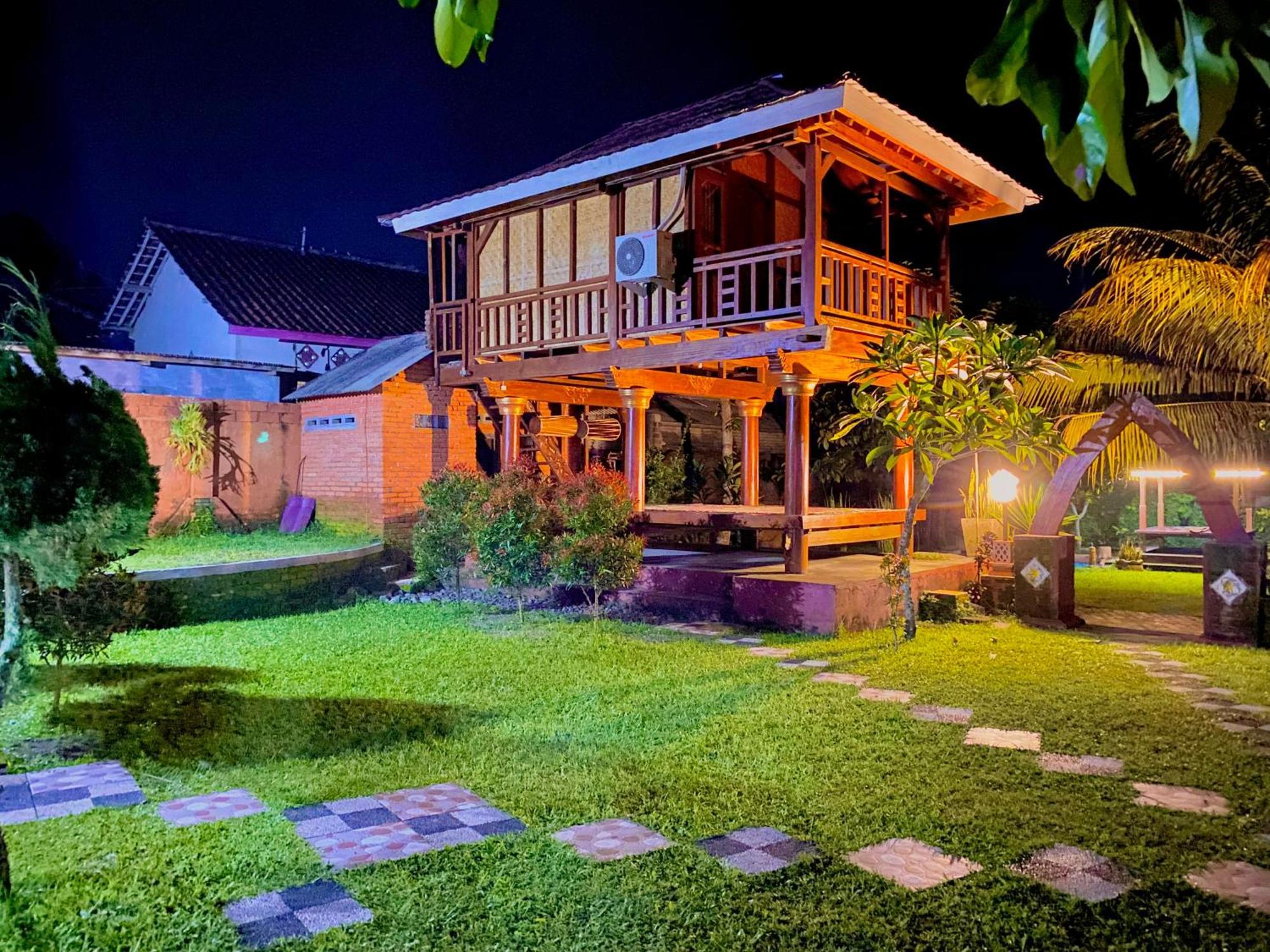 Bello Bungalow Batukliang Exteriér fotografie