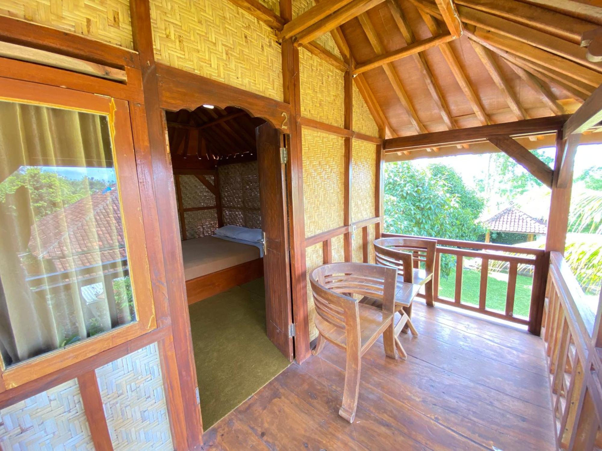 Bello Bungalow Batukliang Exteriér fotografie