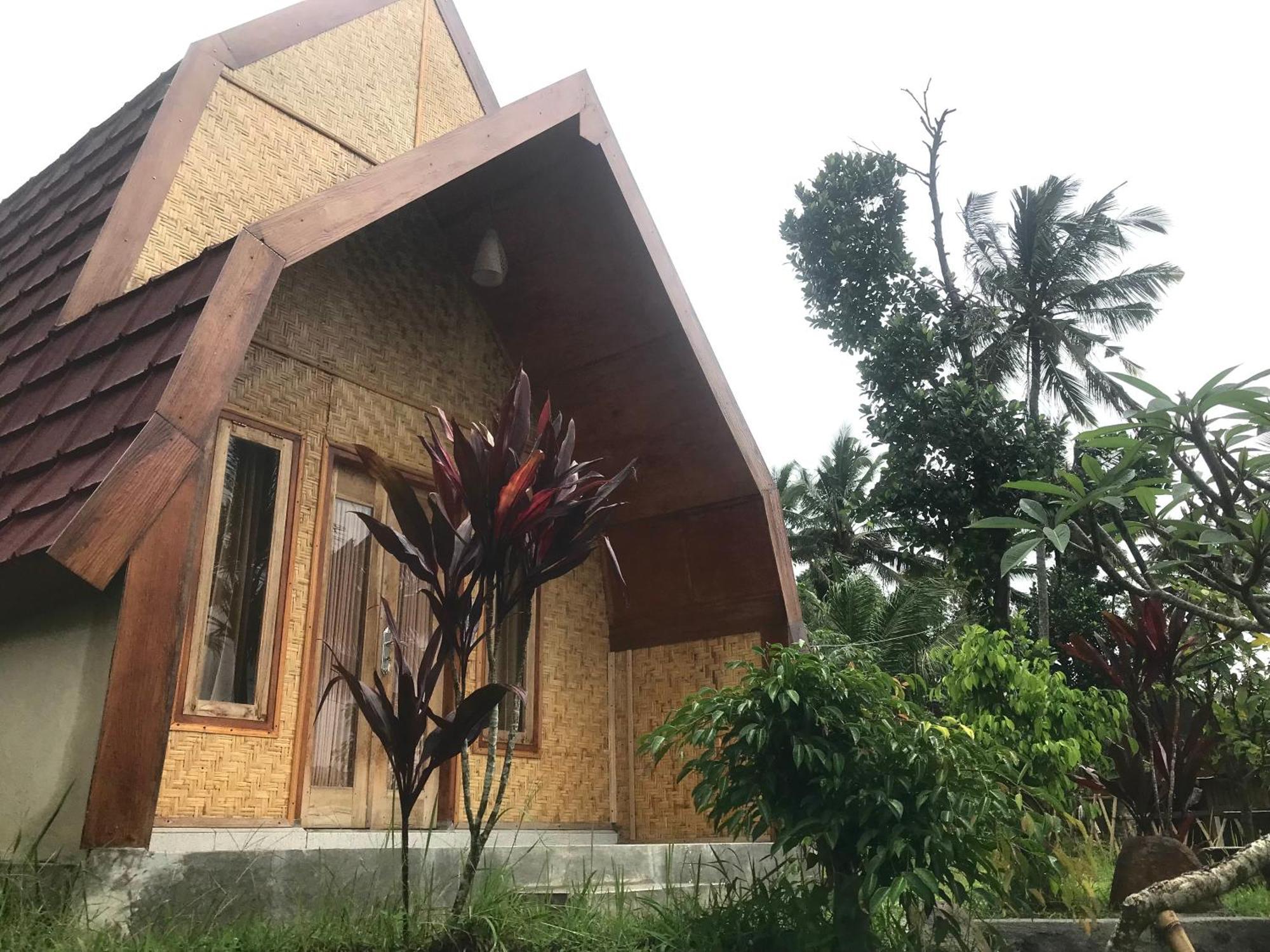 Bello Bungalow Batukliang Exteriér fotografie