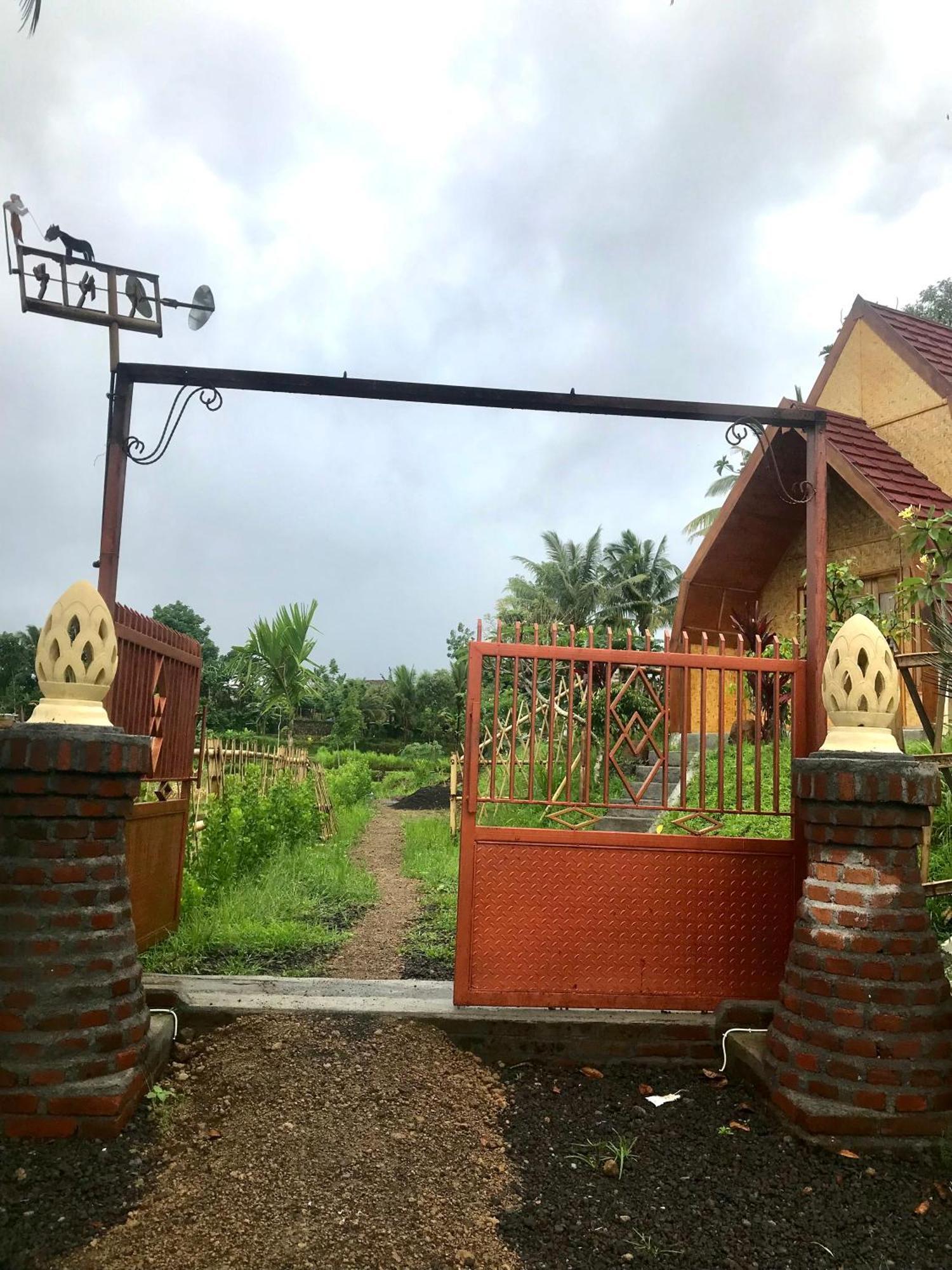 Bello Bungalow Batukliang Exteriér fotografie